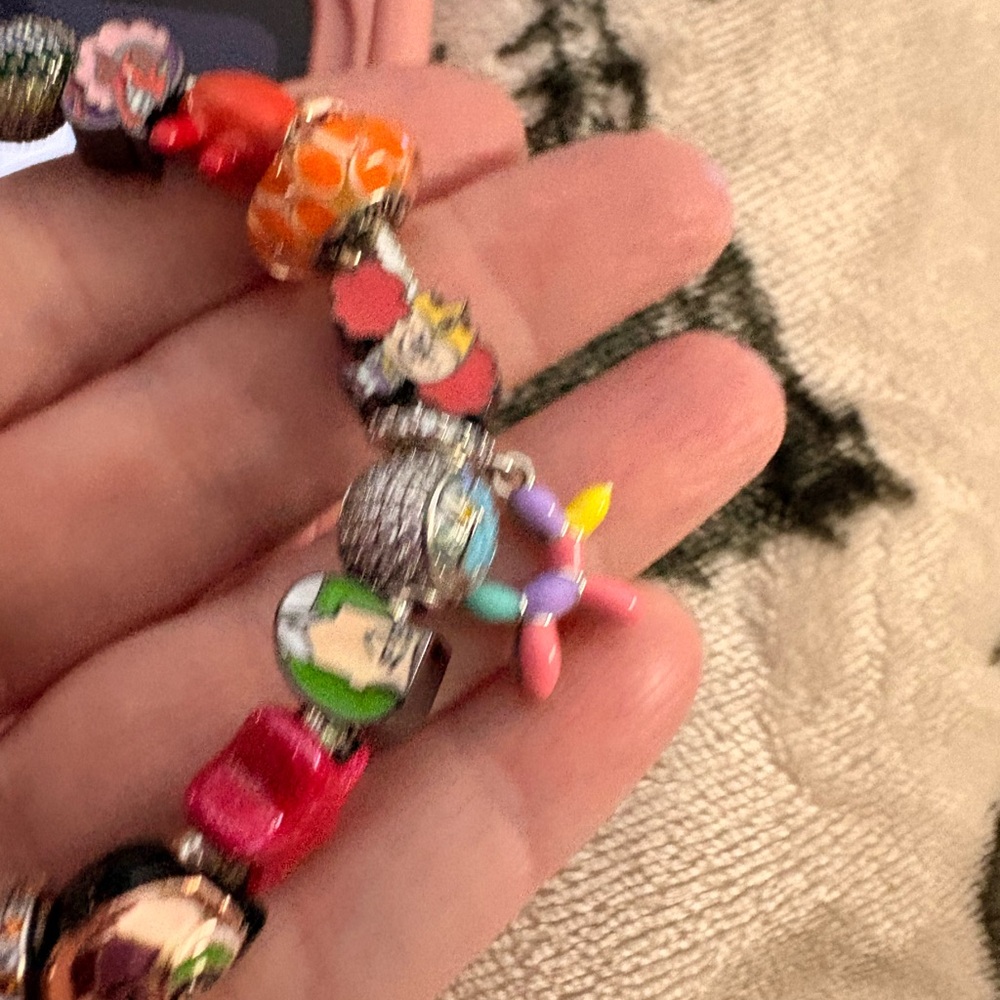 Linx bracelet with Power Puff Girl theme - Picture 5 of 5